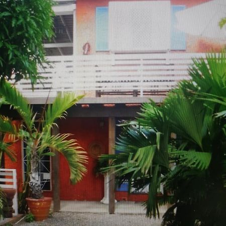 Mikuzi Hotel Kingston Eksteriør billede